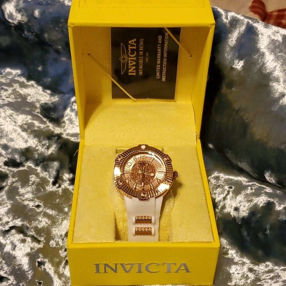 Invicta Angel